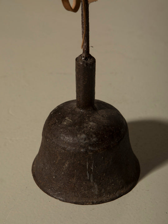 Candelabro Bell de hierro forjado