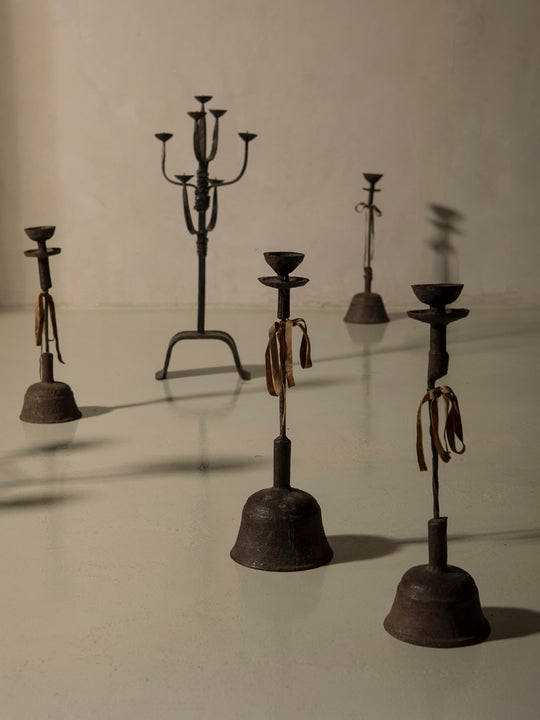 Candelabro Bell de hierro forjado