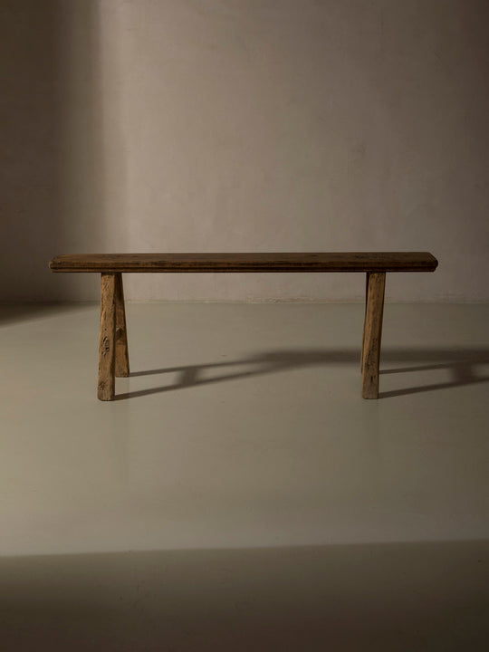 Banco antiguo de olmo