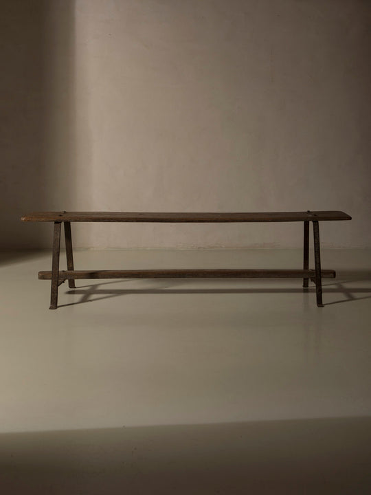 Banco Kumtha de olmo