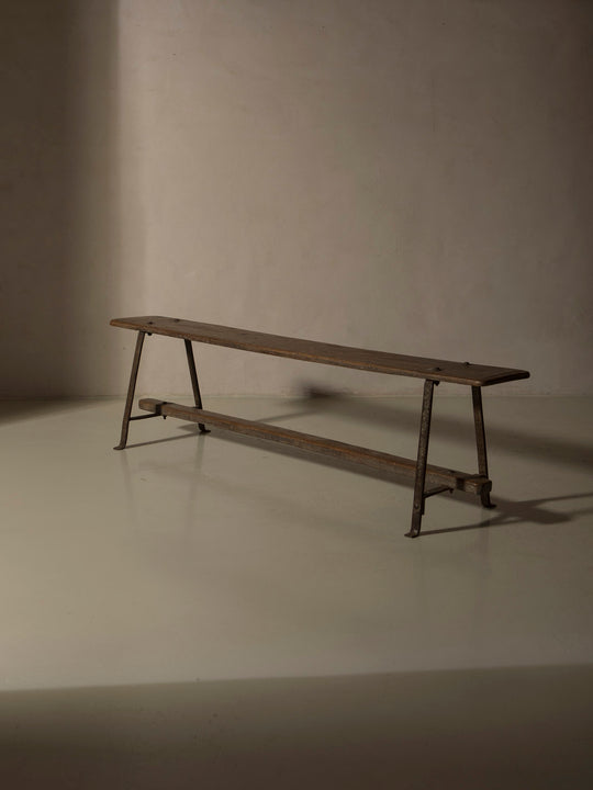 Banco Kumtha de olmo