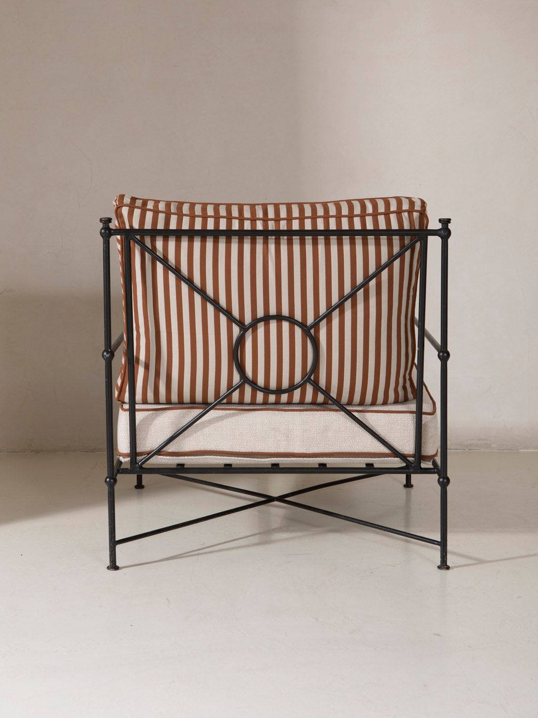 Wrought iron Medaillon furniture