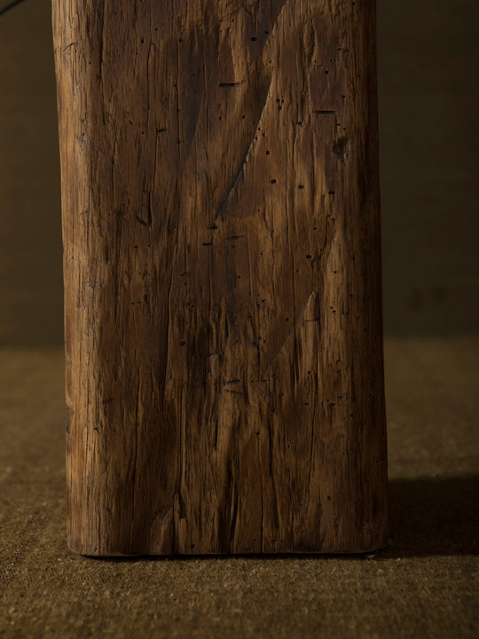 Wabi V Floor Lamp