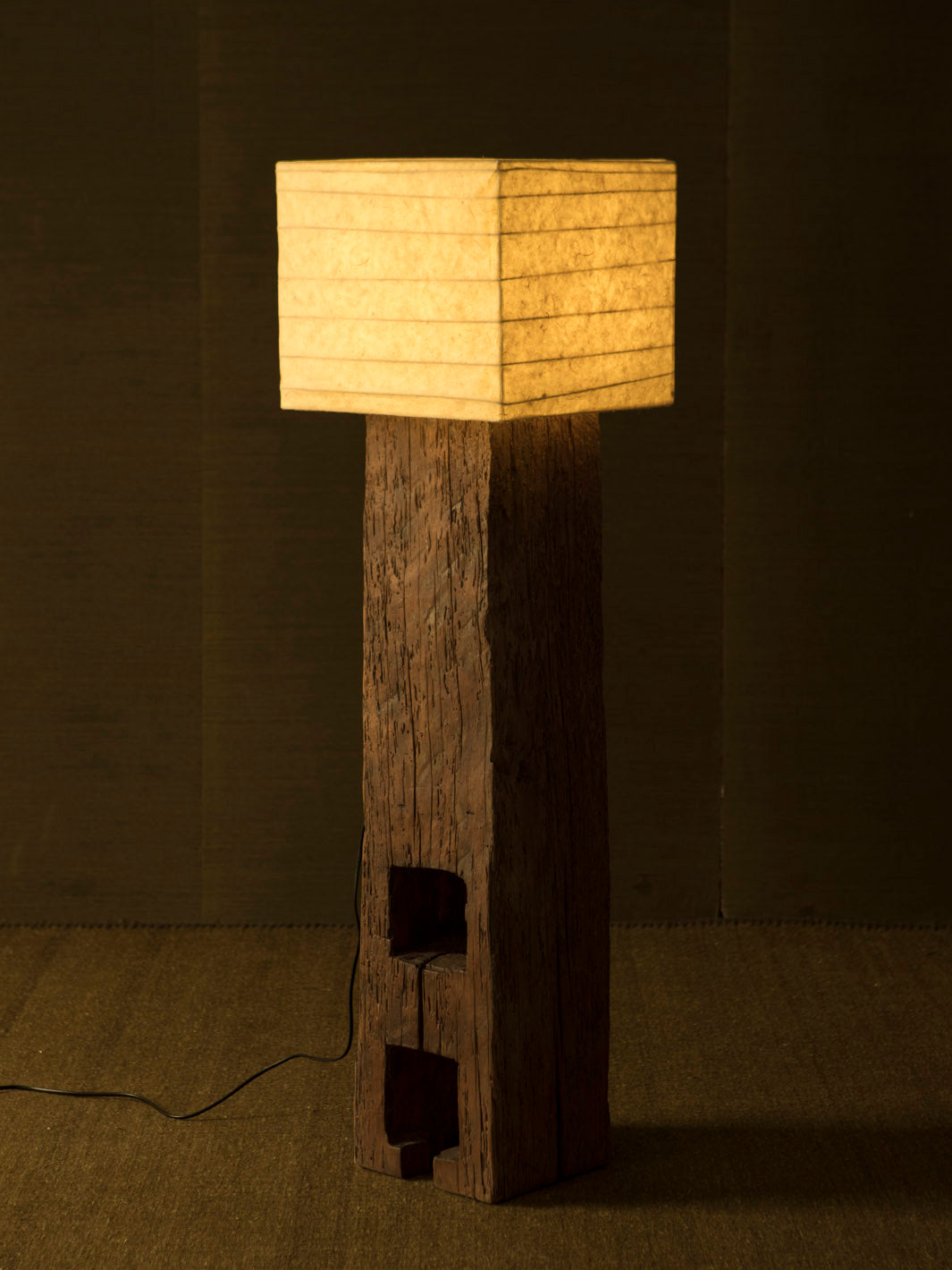Wabi IX Floor Lamp