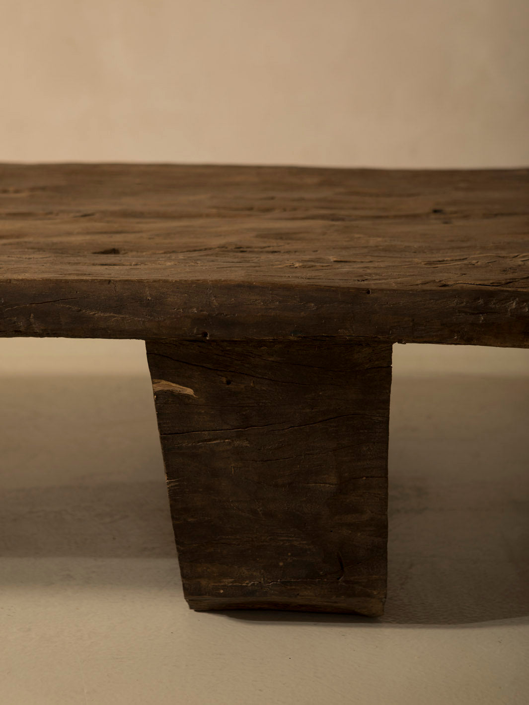 Mesa Naga I 198x68x30cm.