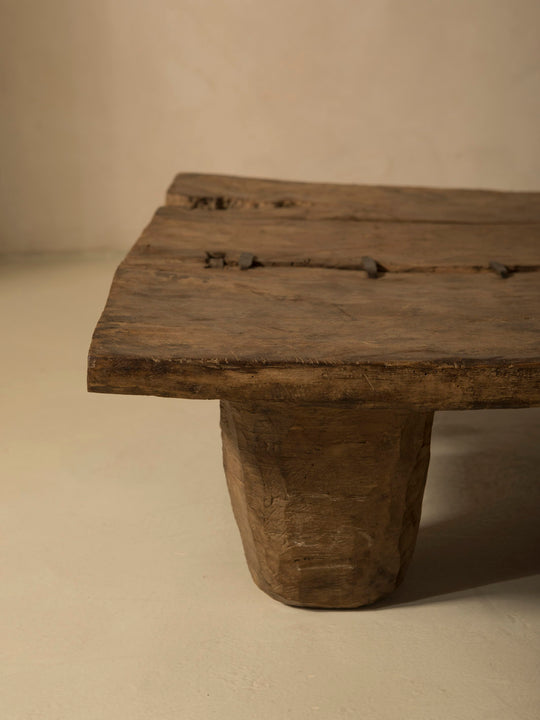 Mesa Naga VI 198x84x23cm.