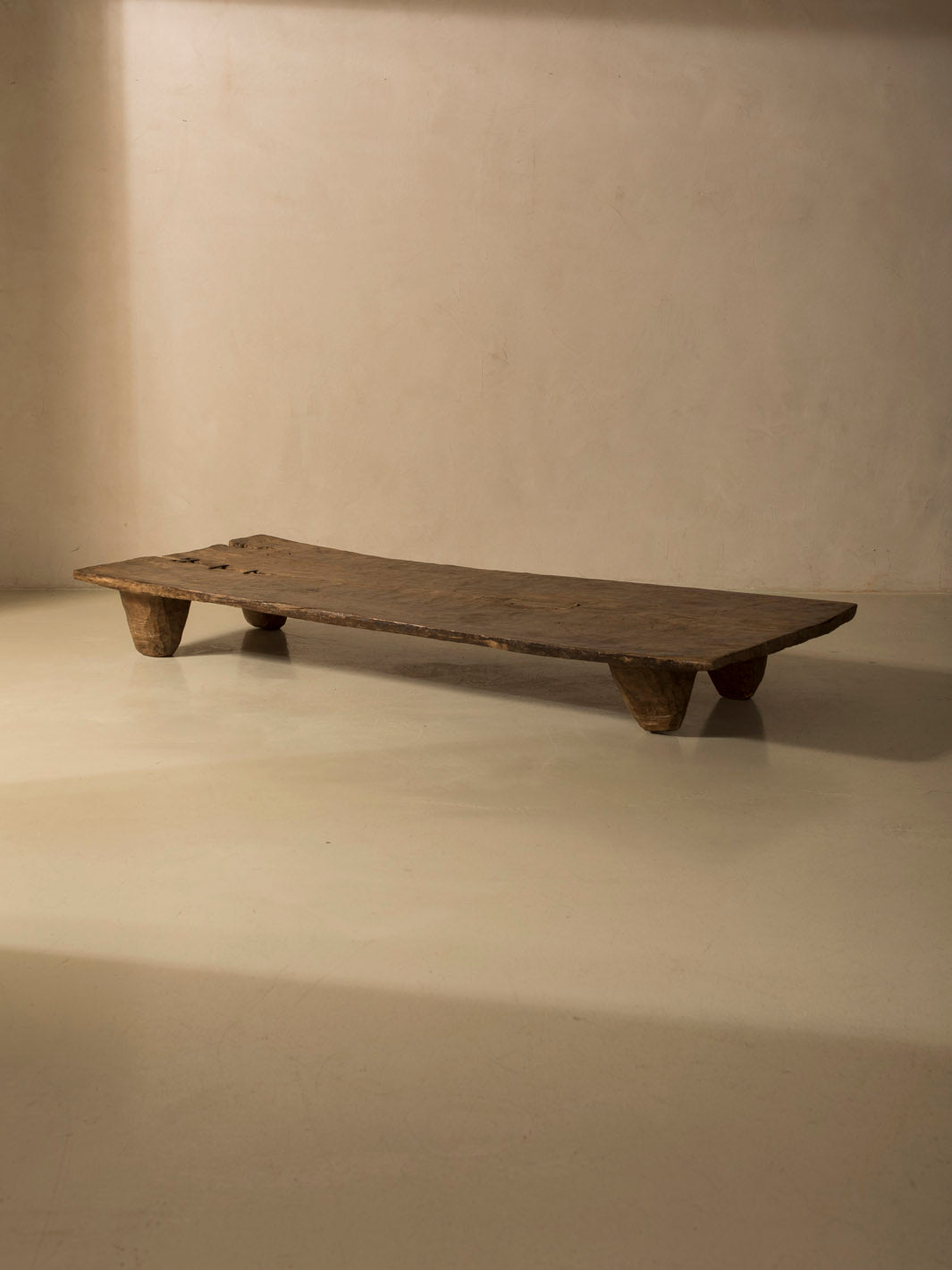 Mesa Naga VI 198x84x23cm.
