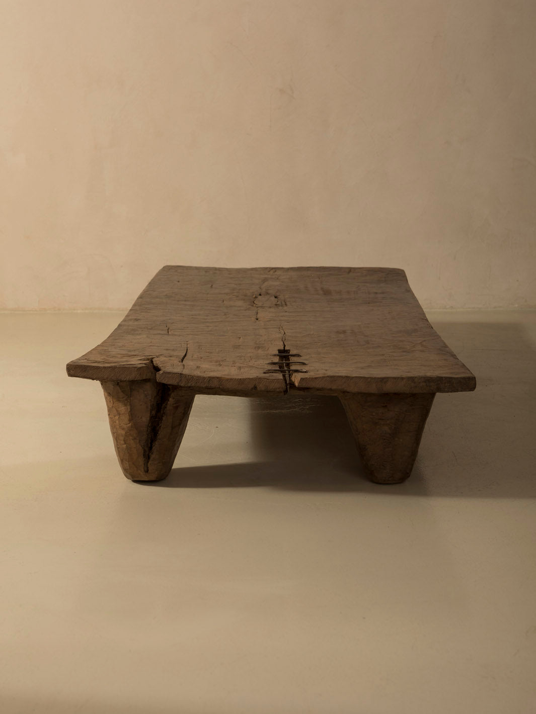 Mesa Naga VI 198x84x23cm.