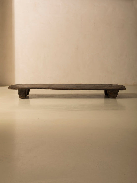 Mesa Naga VII 196x51,5x19cm.
