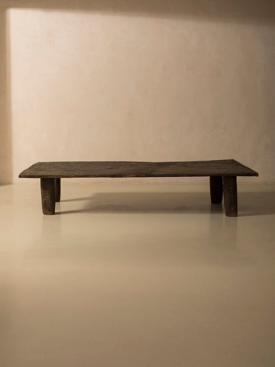 Mesa Naga V 206x90x41cm.