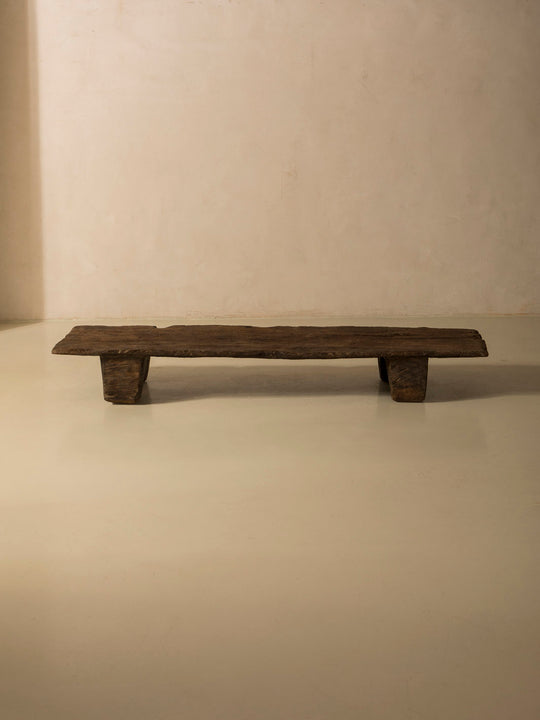 Mesa Naga XI 184x48x25cm.