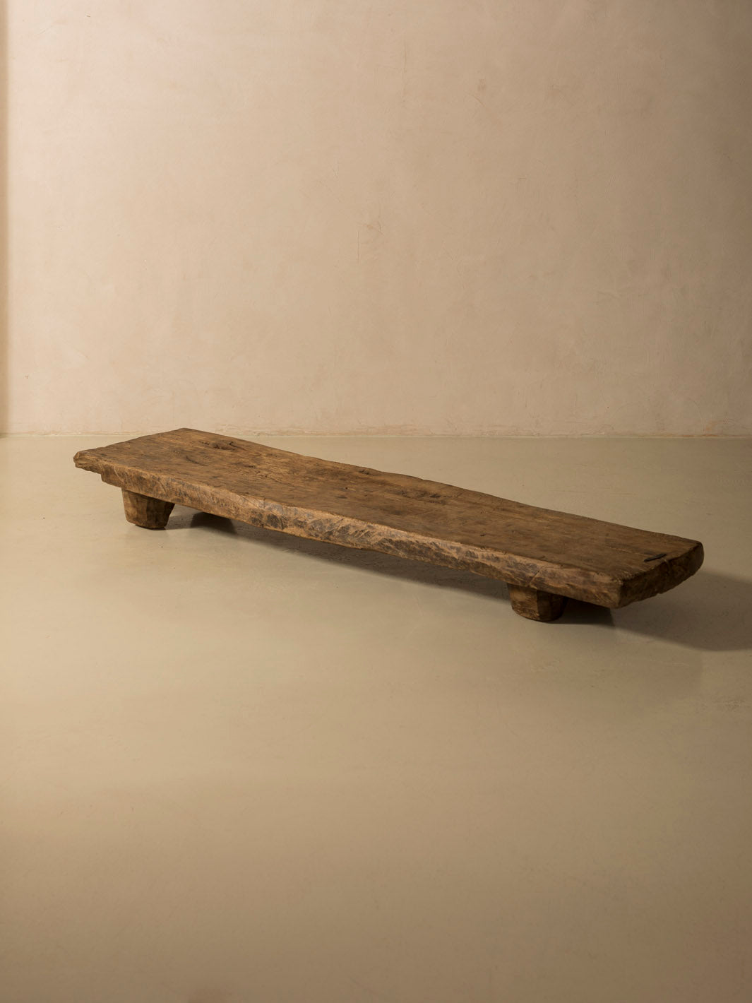 Mesa Naga XII 194x51x21,5cm.