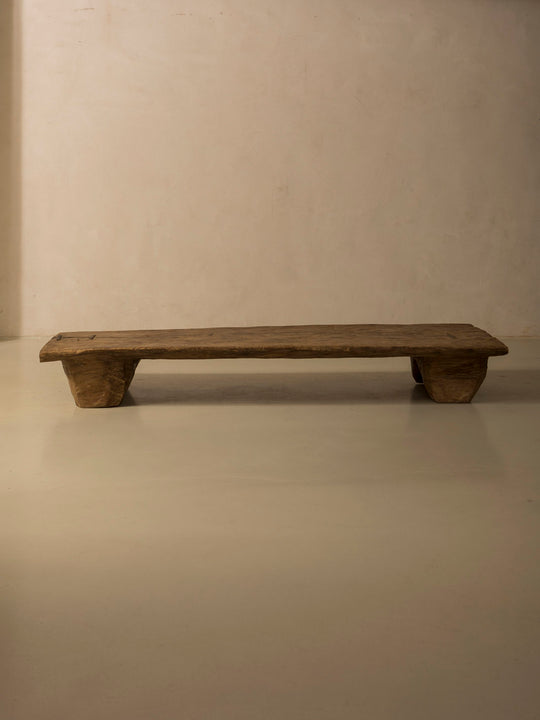 Mesa Naga IX 187x60x25cm.