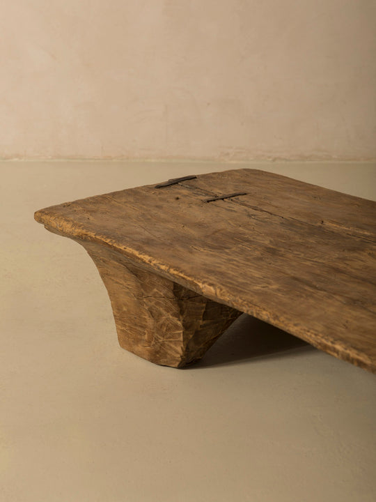 Mesa Naga IX 187x60x25cm.