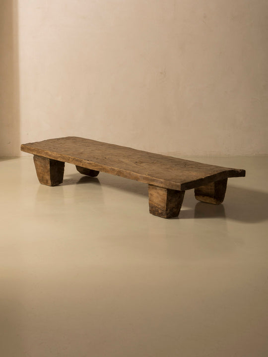 Mesa Naga X 184x65x29cm.