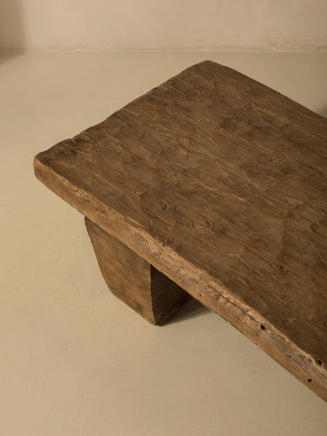 Mesa Naga X 184x65x29cm.