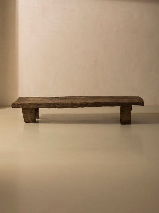 Mesa Naga XVI 189x71x33,5cm.
