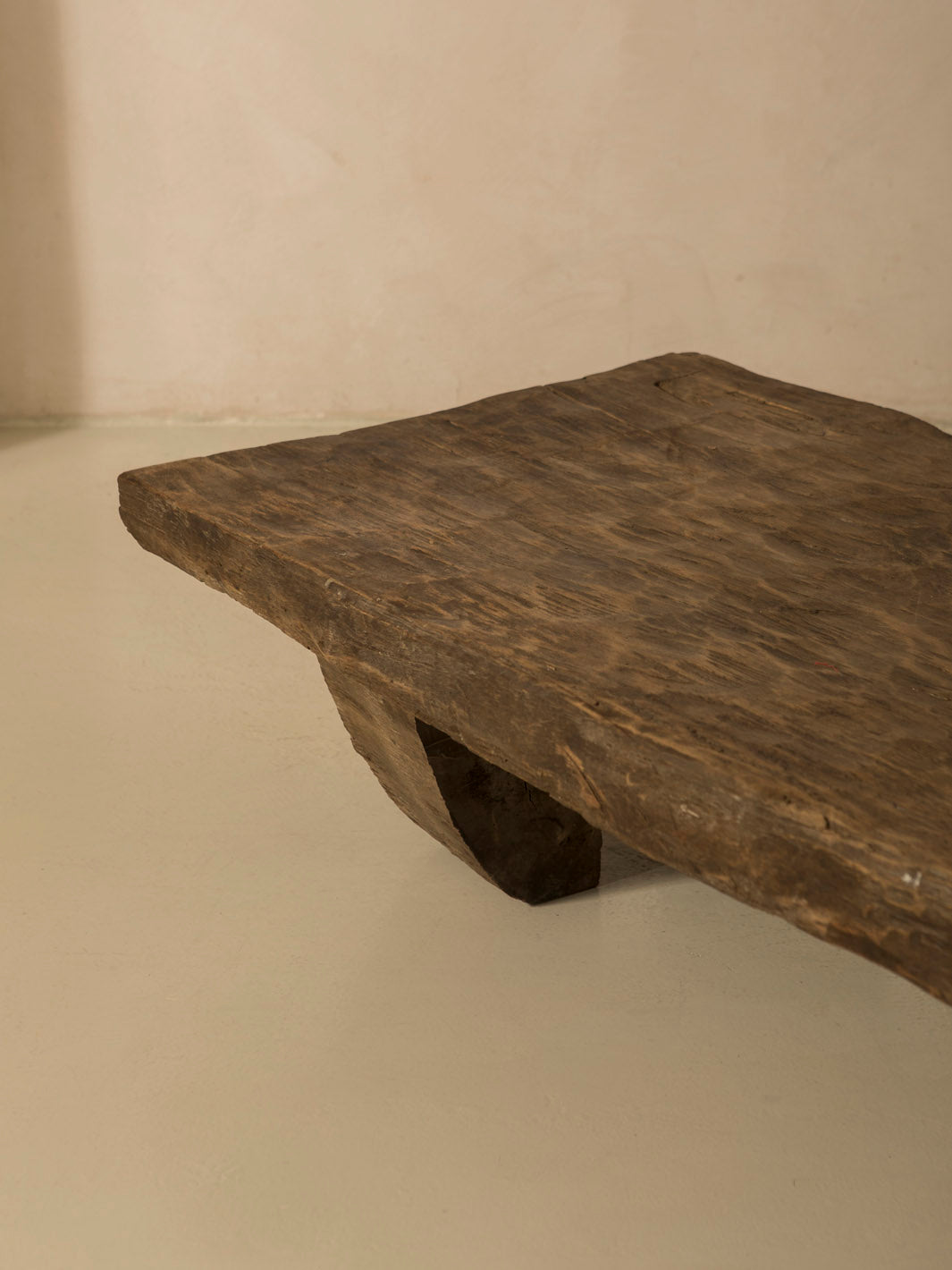 Mesa Naga XVI 189x71x33,5cm.