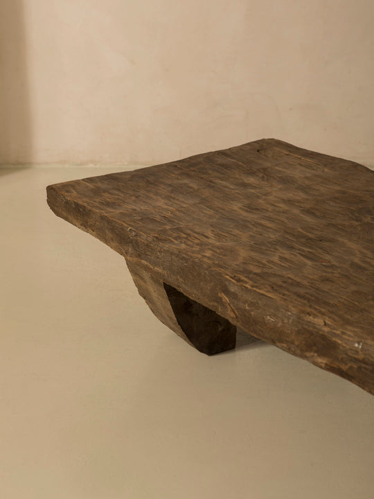 Mesa Naga XVI 189x71x33,5cm.