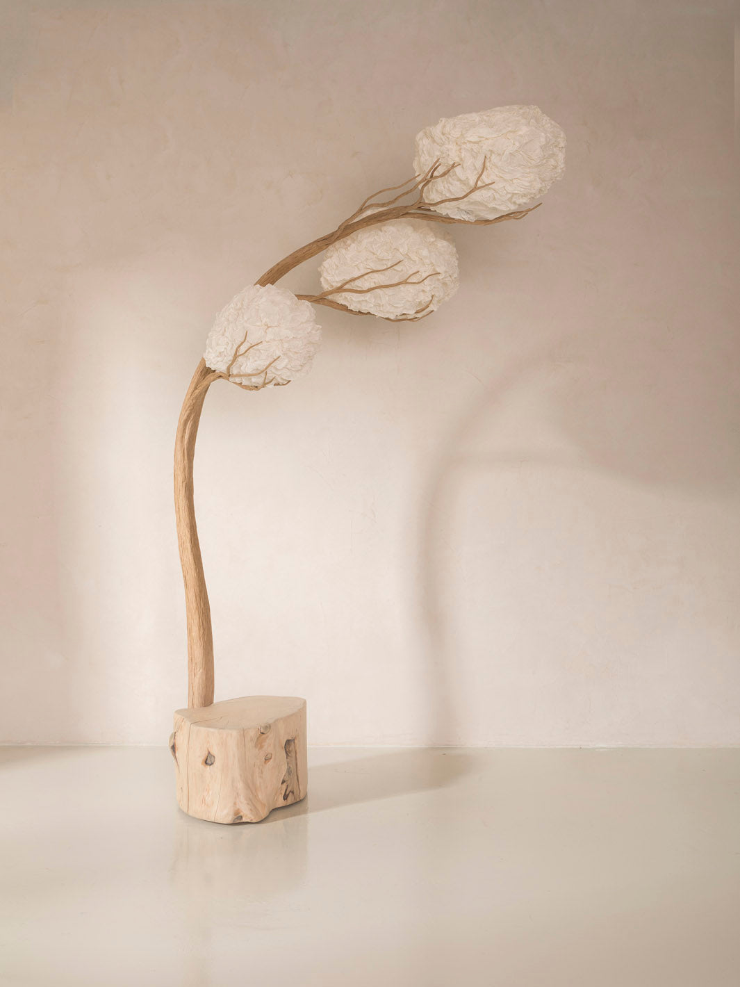 Cocoons tree floor lamp