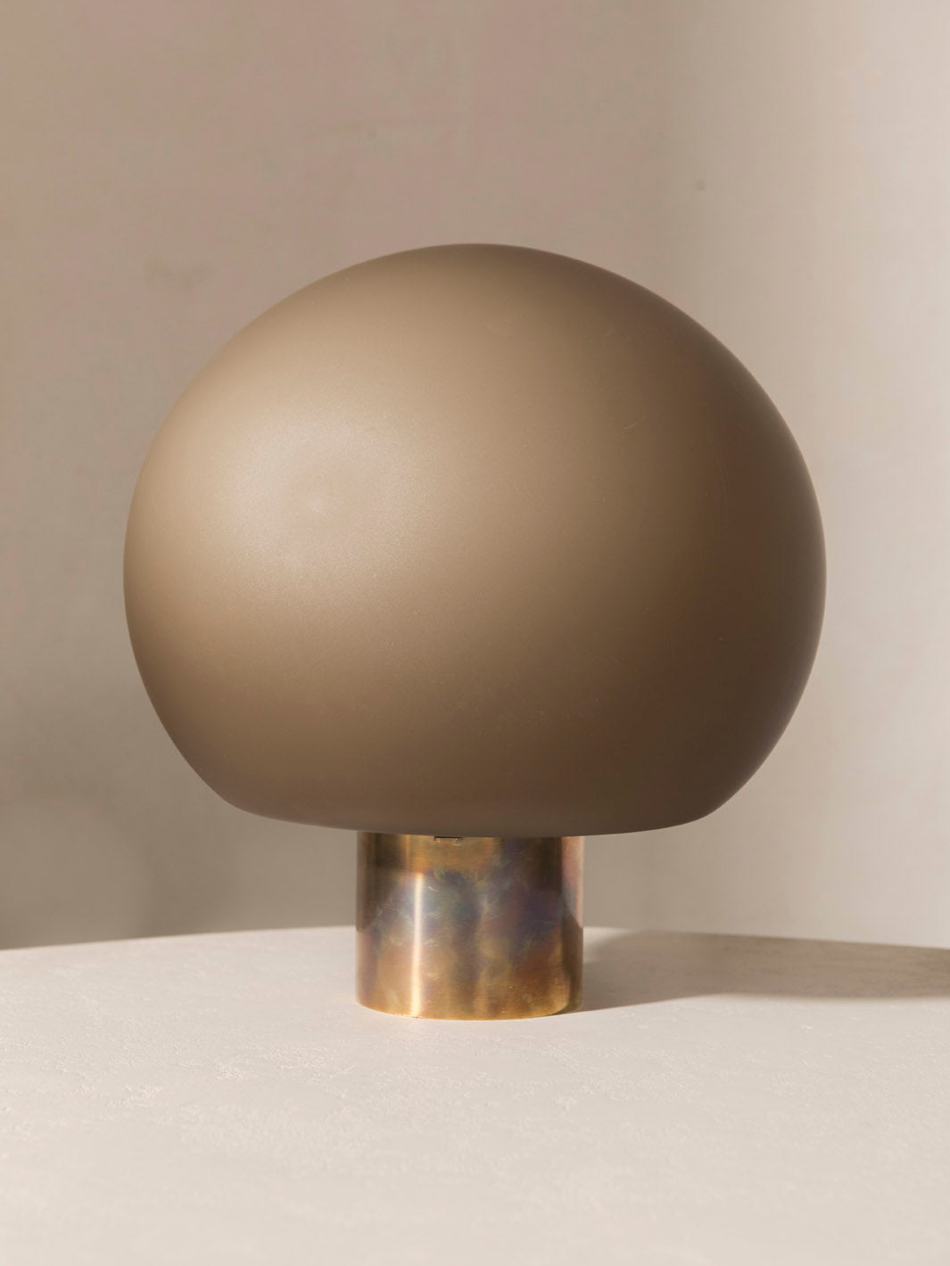 Murano mocha and brass table lamp