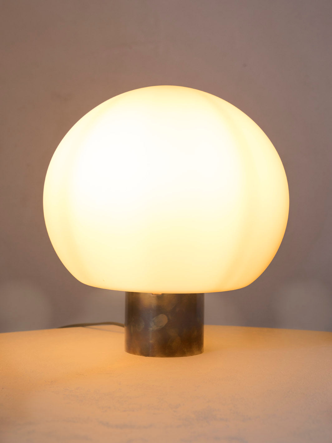 Murano mocha and brass table lamp