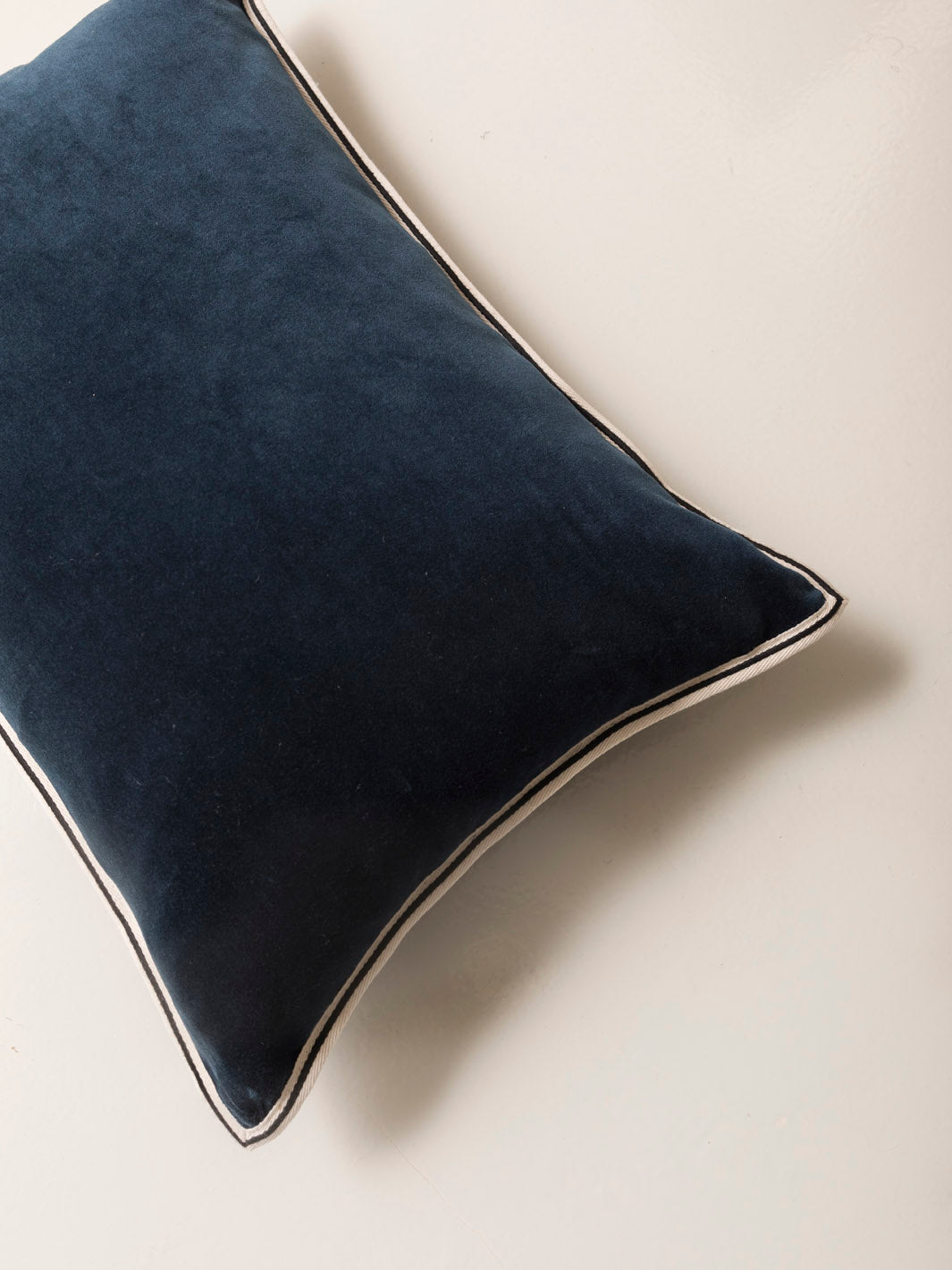 ARISTOTE Roi du pétrole cushion