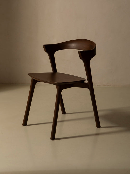 Silla Bok en teca marrón