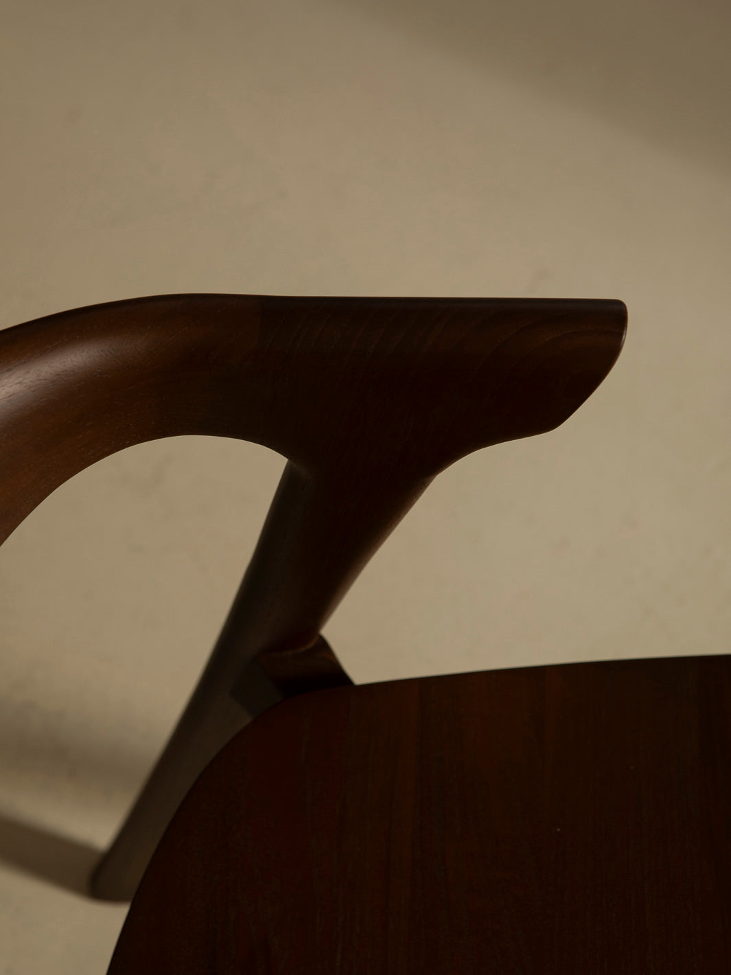 Silla Bok en teca marrón