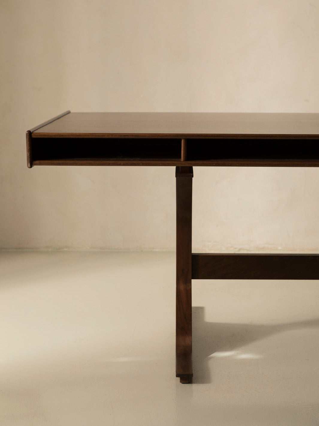 "530" Desk by Gianfranco Frattini for Bernini, 1960s