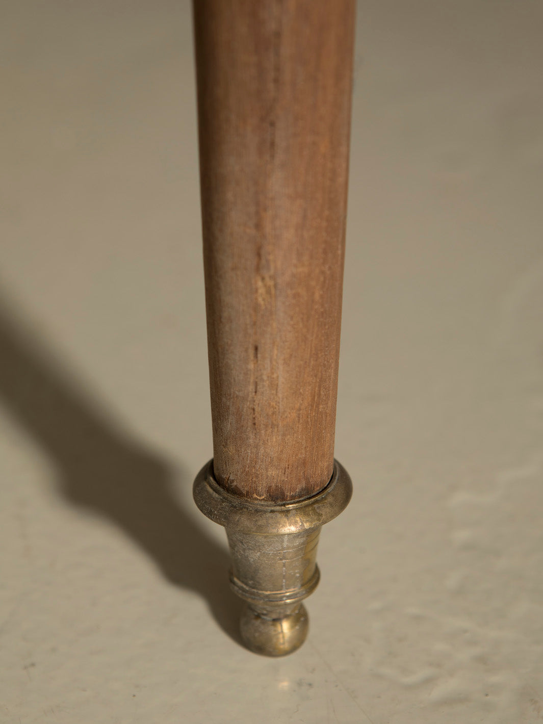 Cómoda parisina caoba, palosanto y mármol s.XIX