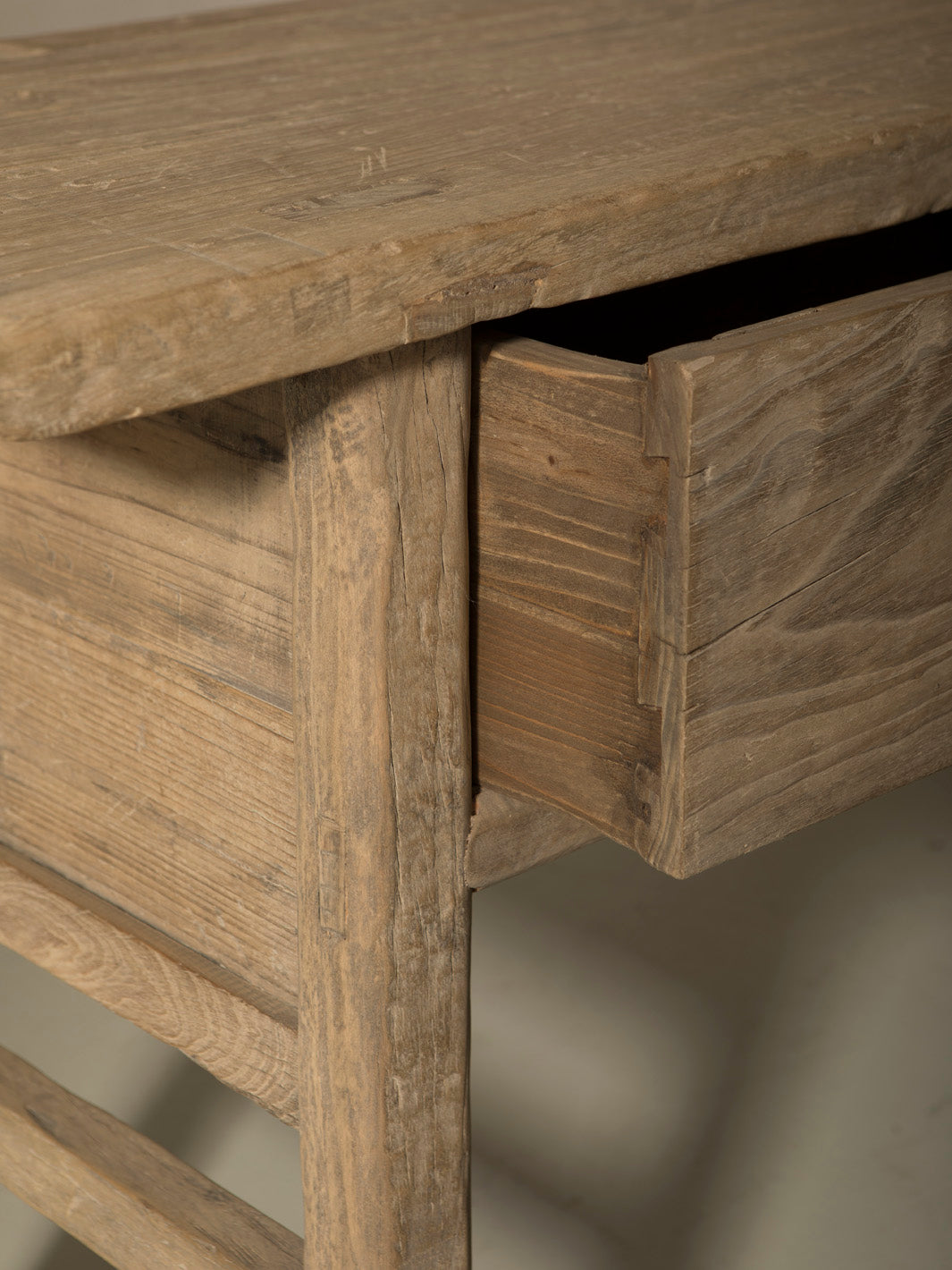 Olmo console