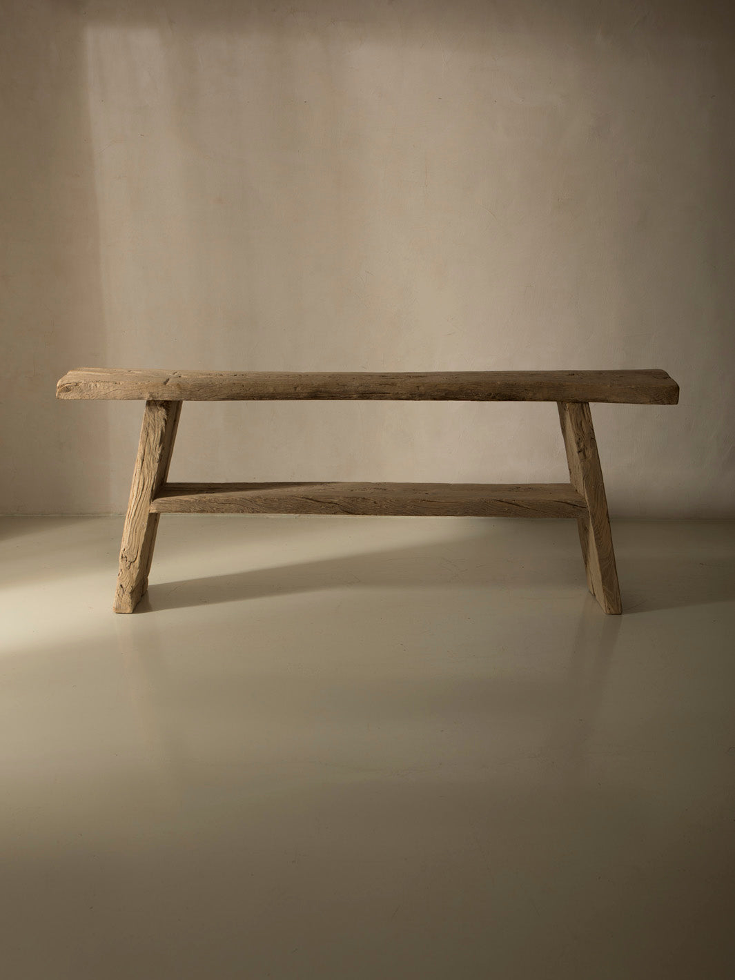 Elm Brut Console