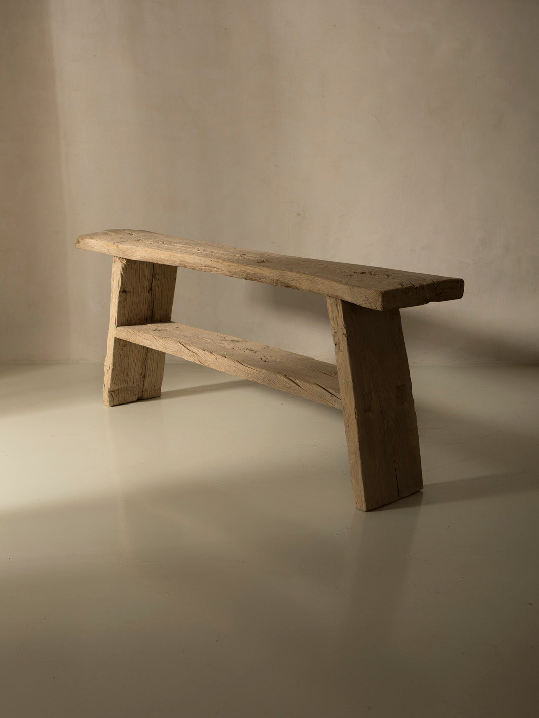 Elm Brut Console