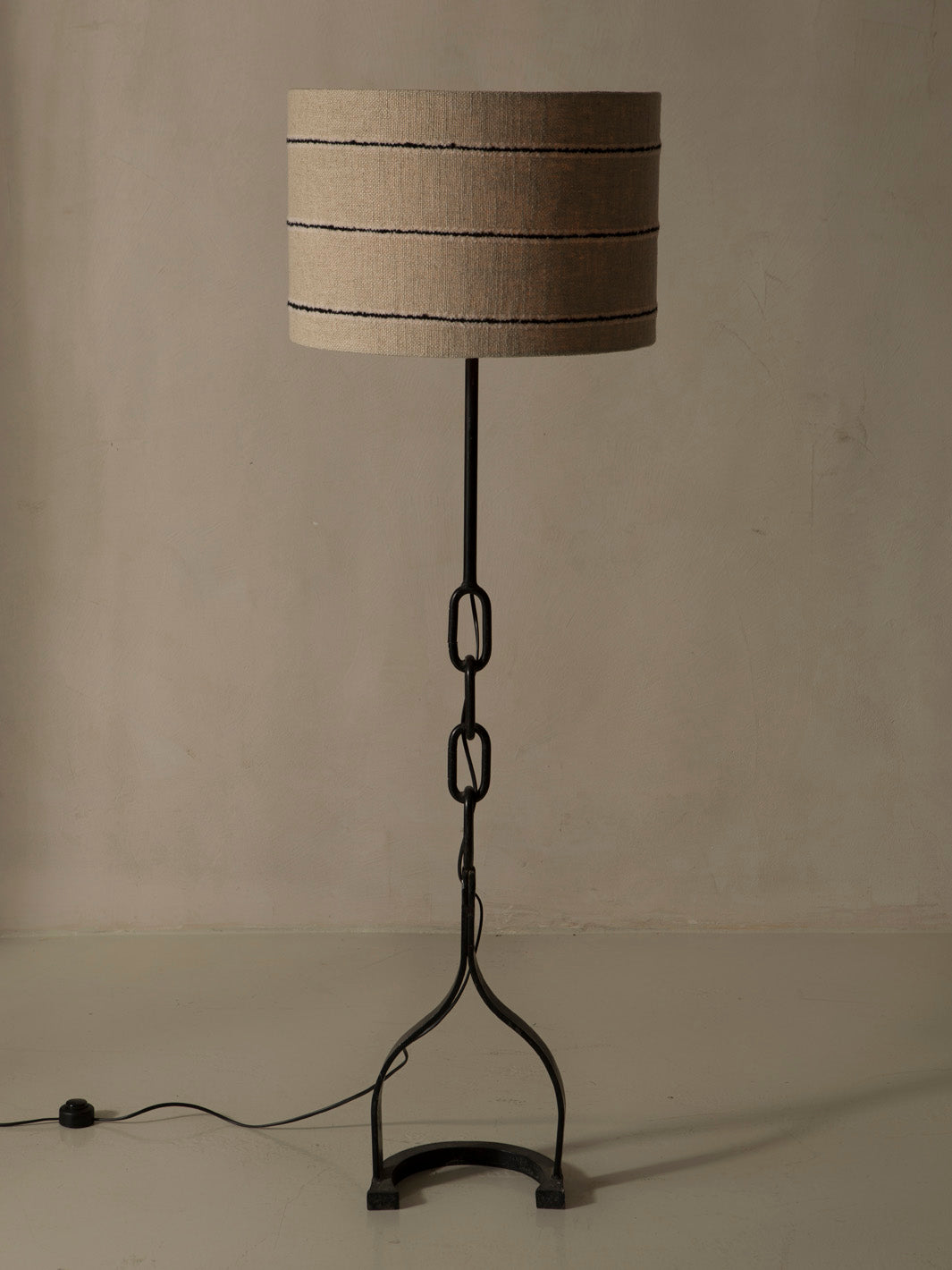 1950s floor lamp with Toulon chain
