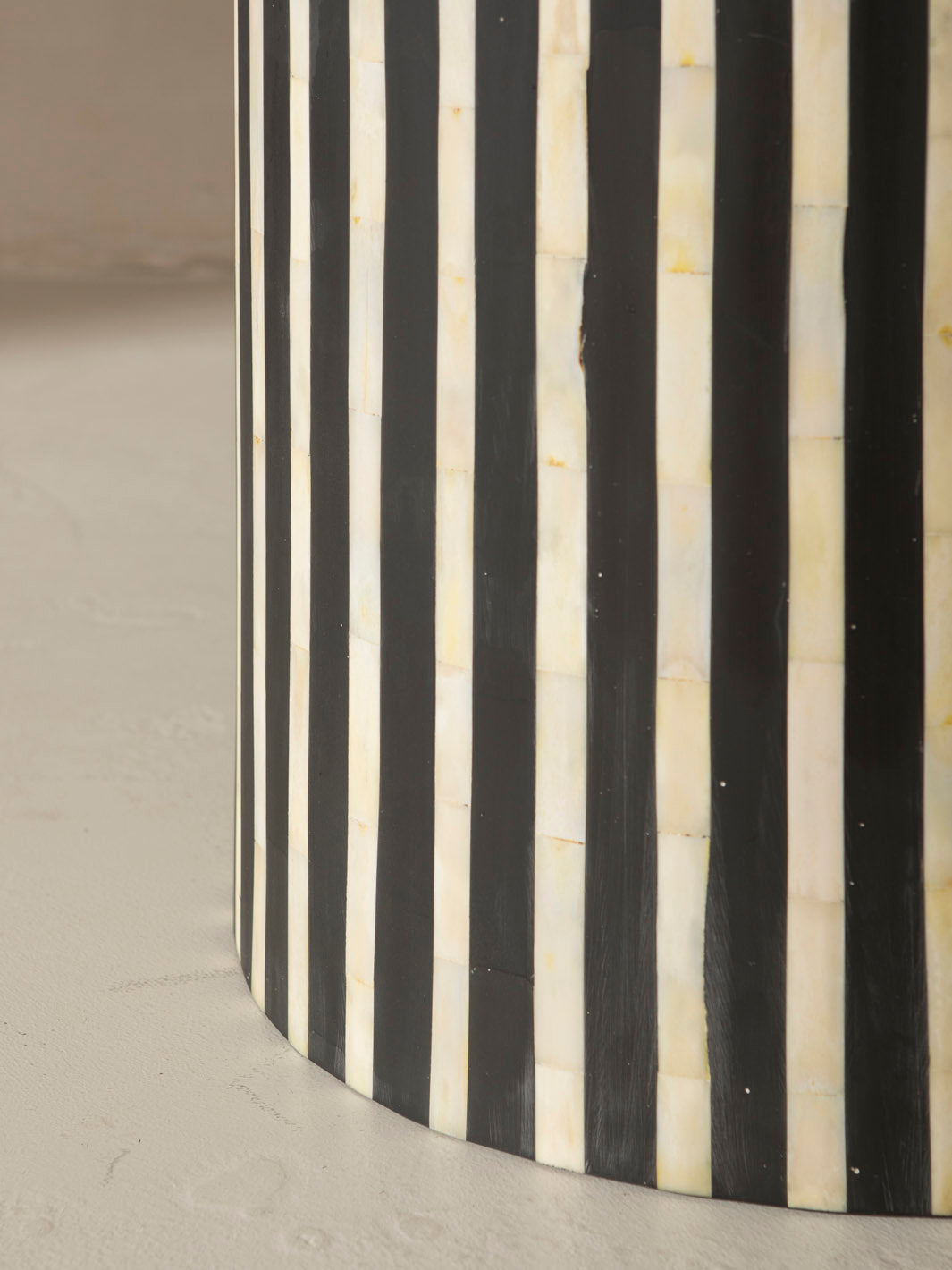 Africa marquetry table Ø100CM