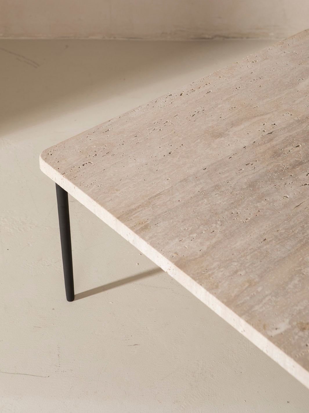 Mesa Arrow Classic 60x60x40cm
