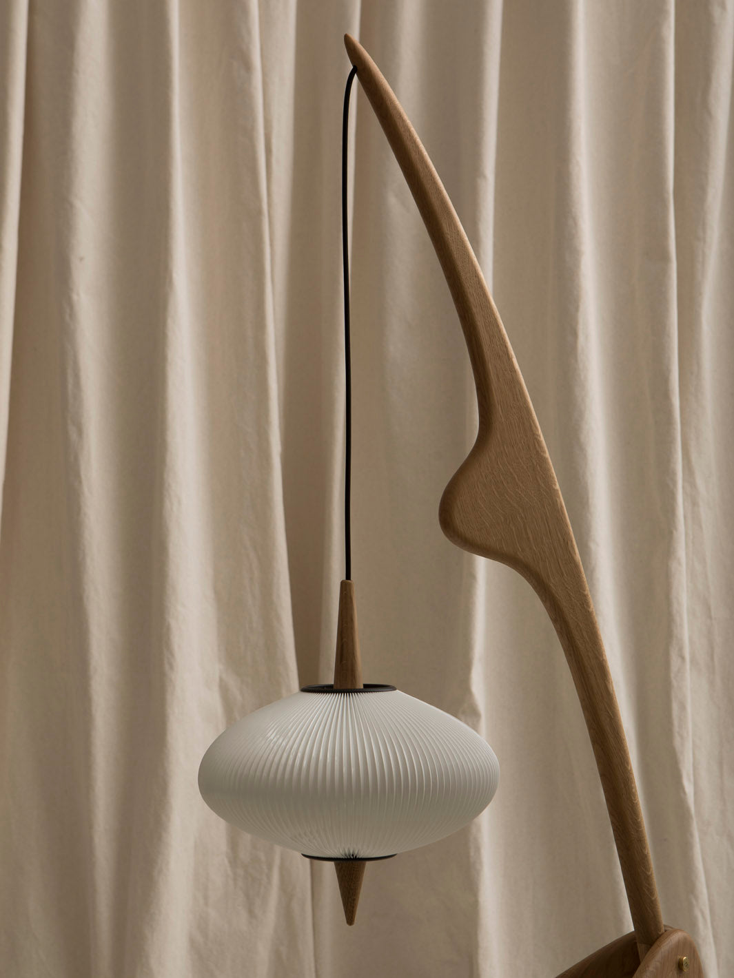"Praying Mantis" Lamp #14.950 by Rispal Oak