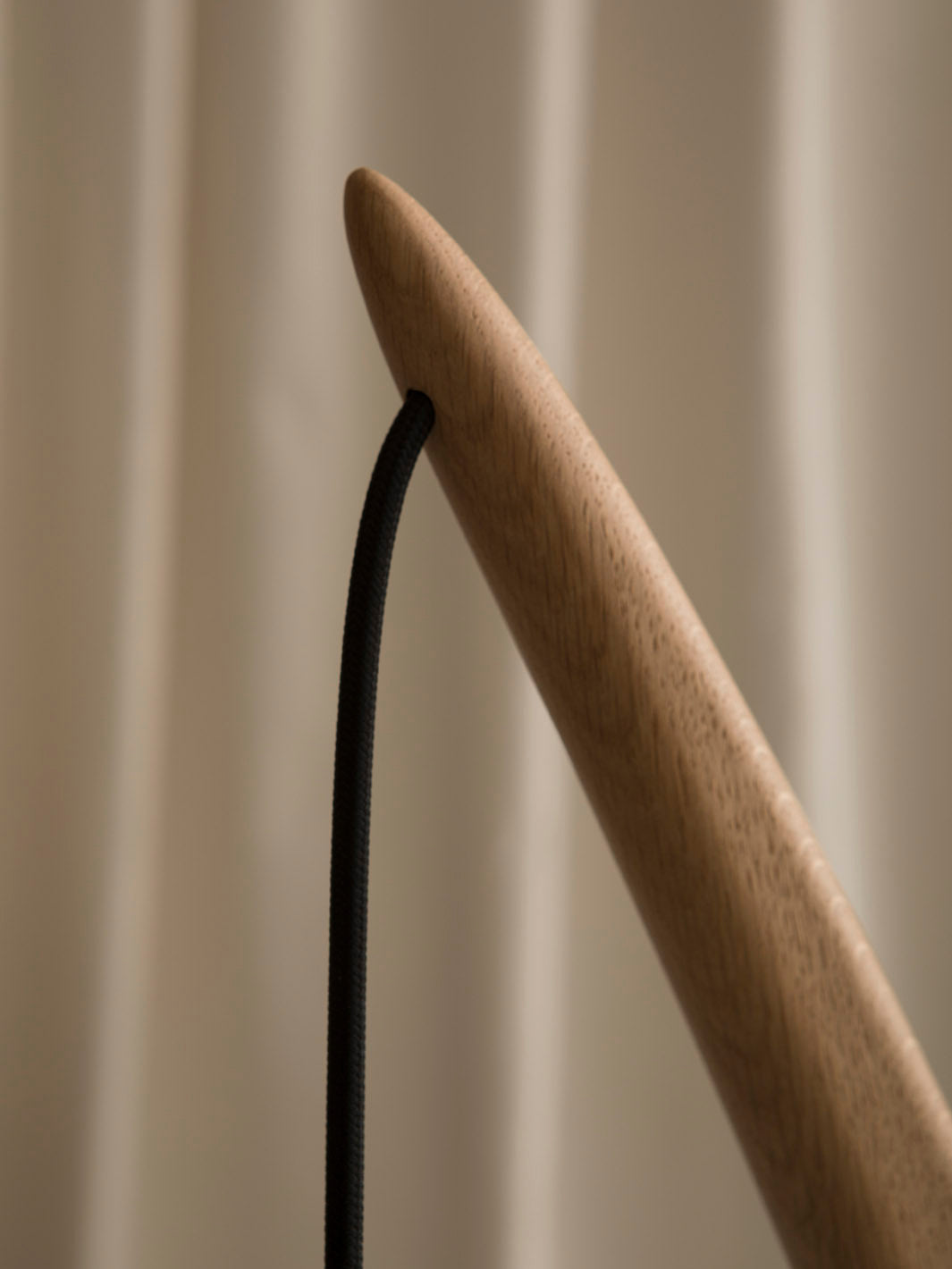 "Praying Mantis" Lamp #14.950 by Rispal Oak