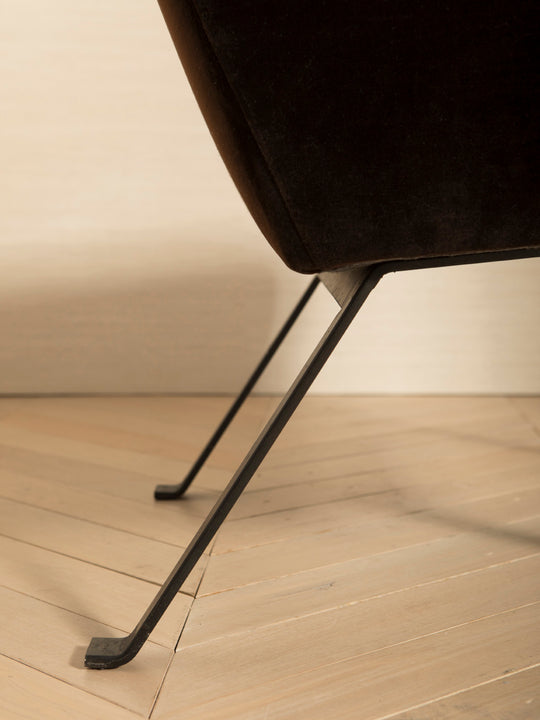 Italian armchairs from the 70s with neo-iron legs
