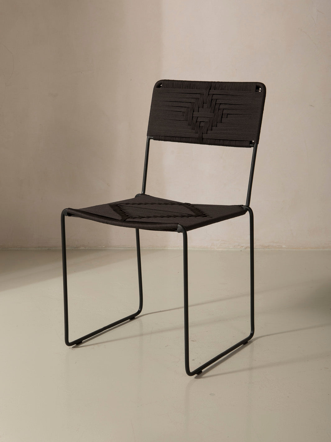 Chaise Nawal noire