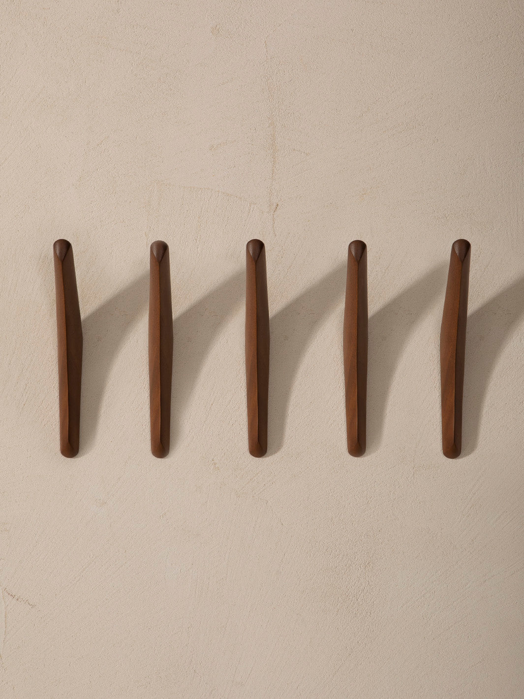 Colgador de pared PI caoba