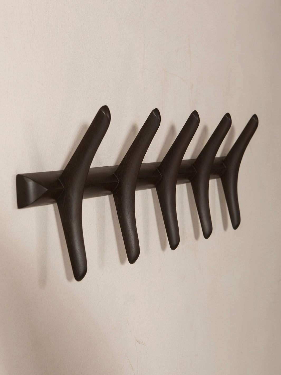 PI wall coat rack