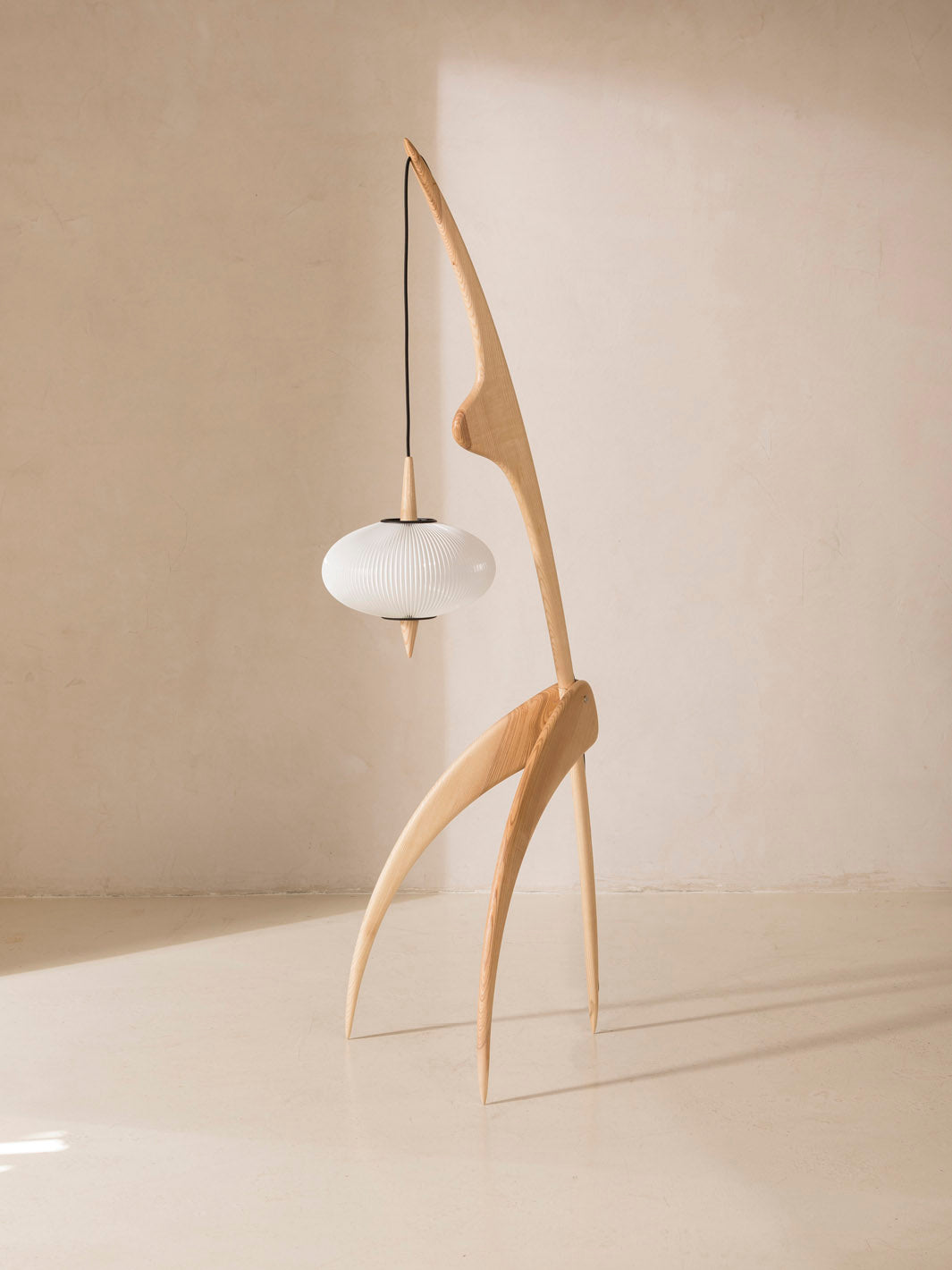 "Praying Mantis" Lamp #14.950 by Rispal