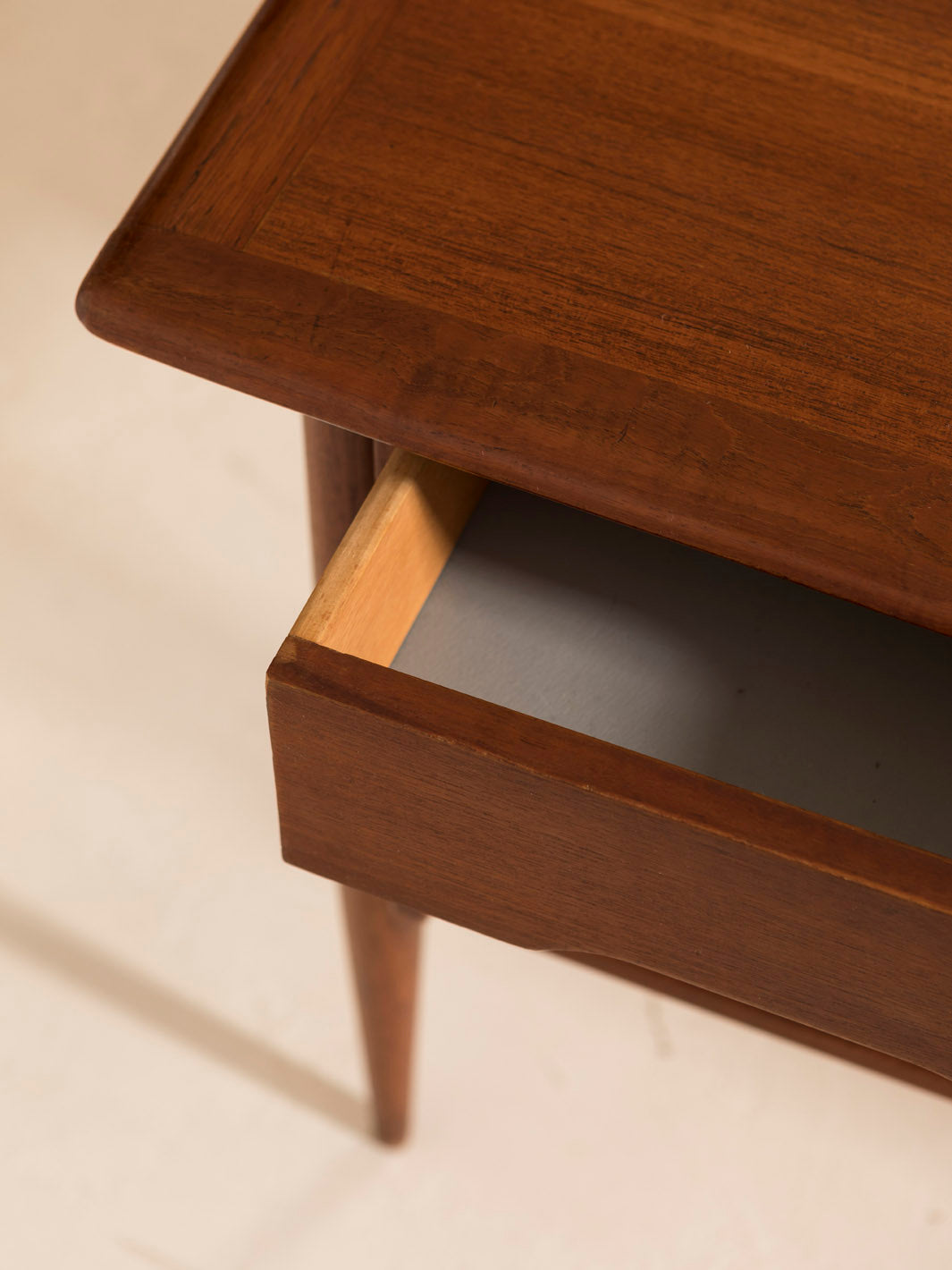 Bureau danois des années 60