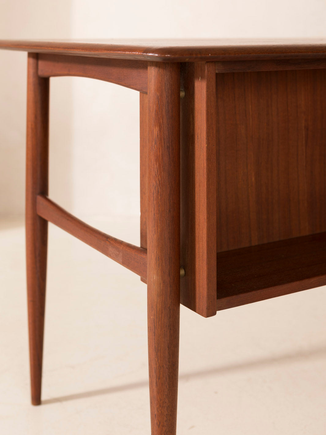 Bureau danois des années 60