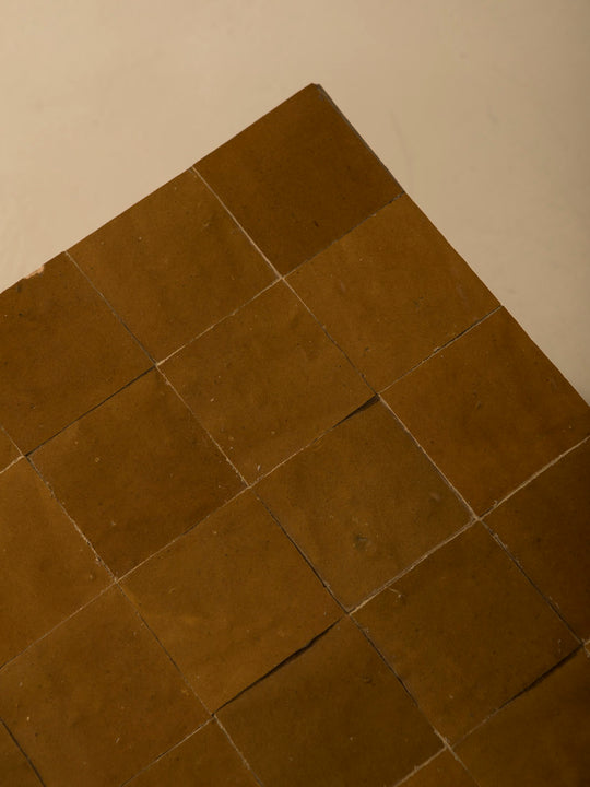 Mesa Cube Ámbar