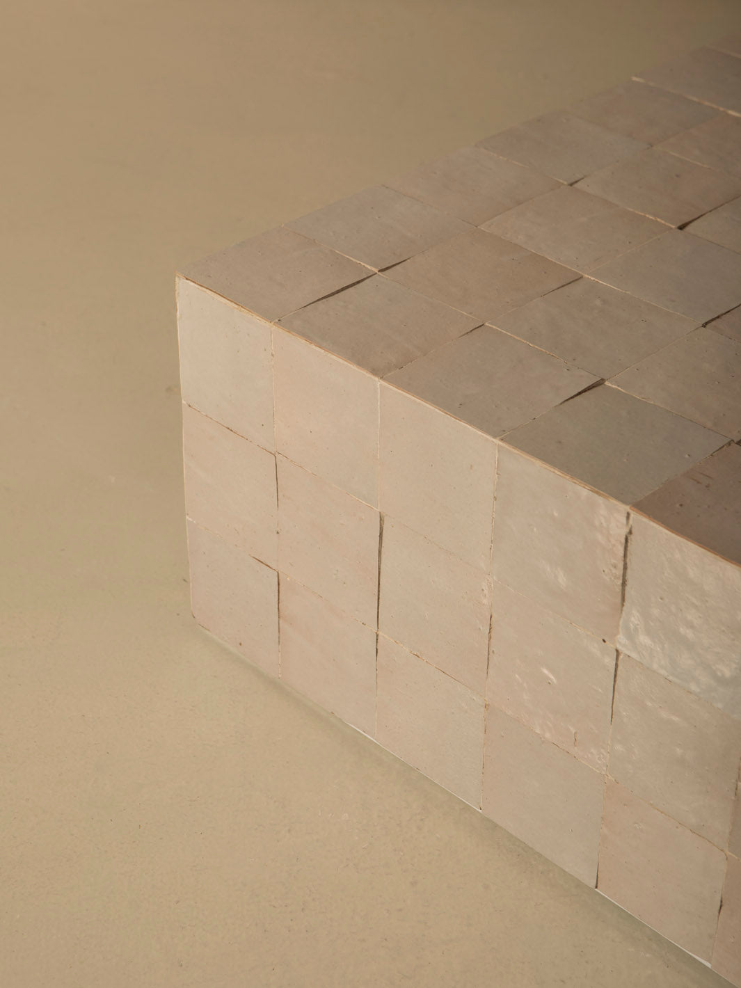 Mesa Cube Crème