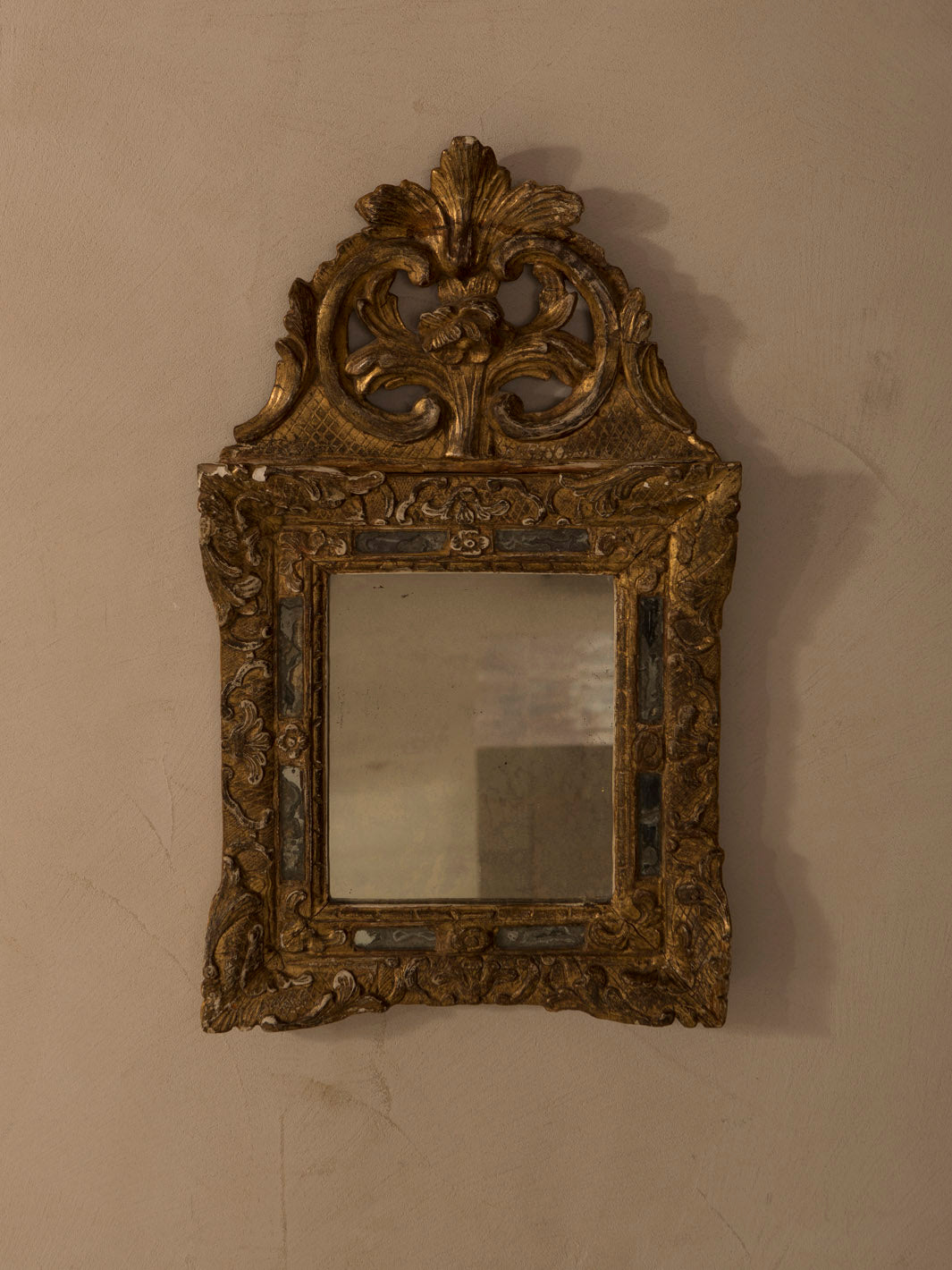 "Pareclose" mirror, 18th century