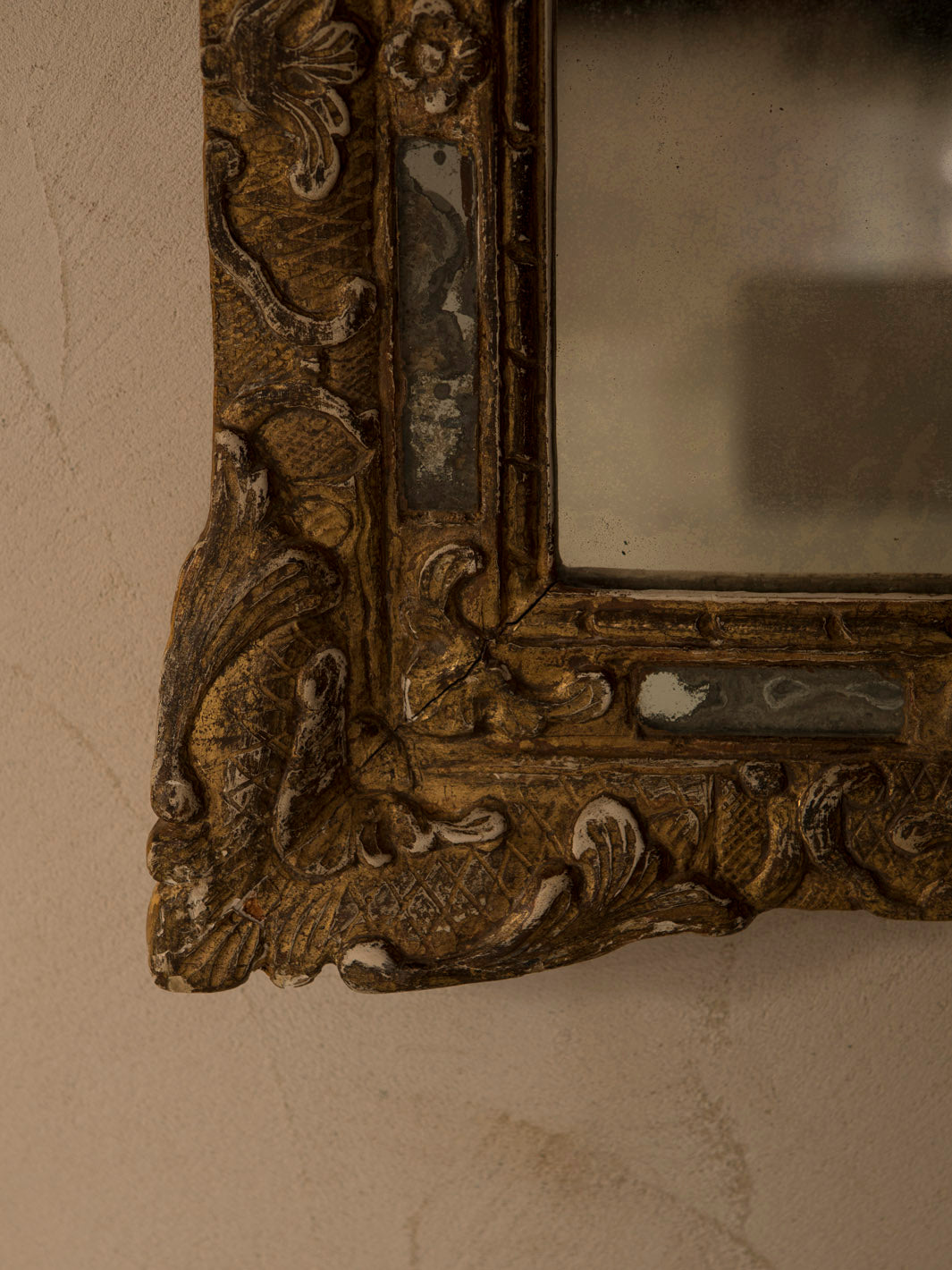 "Pareclose" mirror, 18th century